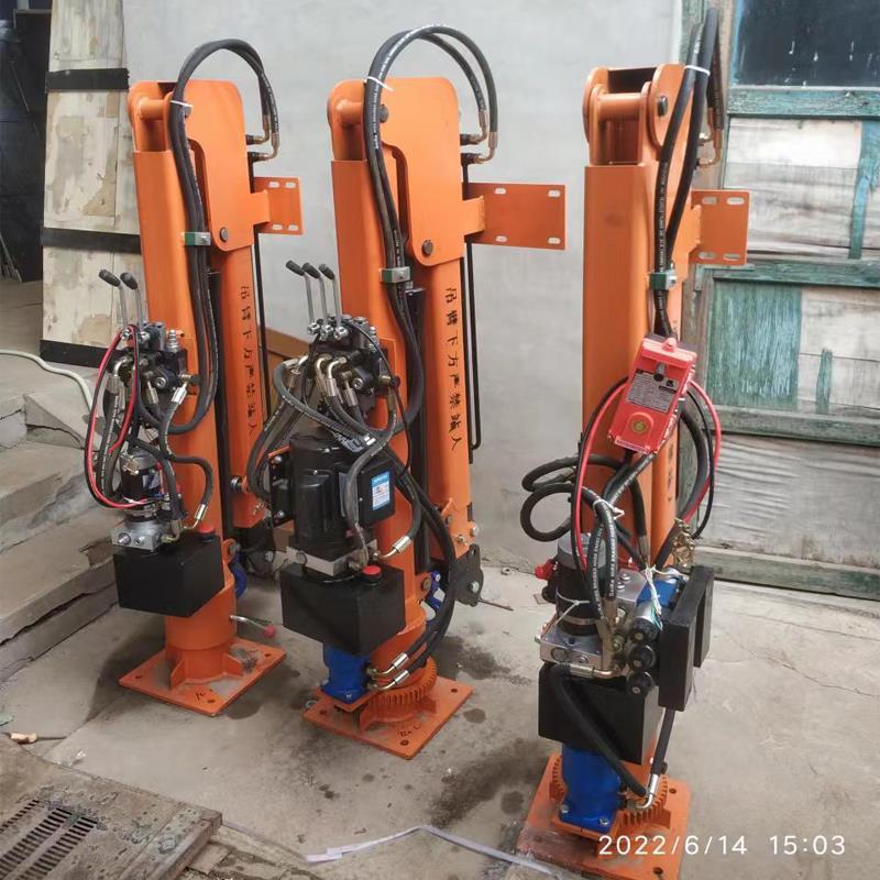 冀州区重汽蓝牌随车吊 3.2吨 国六动力强 液压驱动 农用自卸起重机